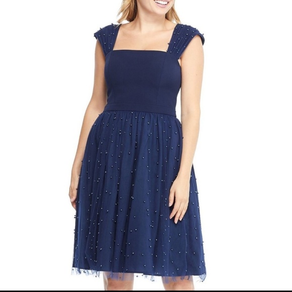 Delores dress Gal Meets Glam - Picture 2 of 7